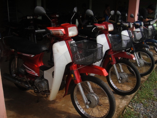 ขายฮอนด้าดรีม คุรุสภา สภาพเดิมสวยพร้อมใช้ ( ทะเบียนพร้อมชุดโอน )