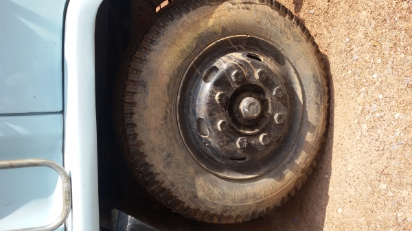 ขายรถบรรทุก 6 ล้อ ติดเครน3ตัน 3 ปอก อิซูซุ160 สภาพพร้อมใช้งาน  K.อู๊ด 081-2995537