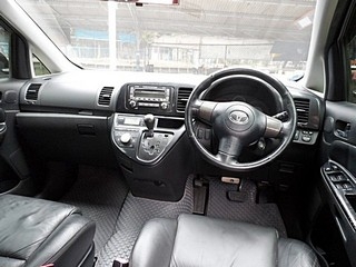 TOYOTA WISH 2.0  AUTO ปี 2006 รถสวยพร้อมใช้ จัดไฟแนนซ์ได้ ไม่ต้องมีคนค้ำ T.086-527-9533