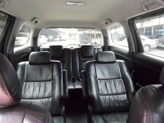 TOYOTA WISH 2.0  AUTO ปี 2006 รถสวยพร้อมใช้ จัดไฟแนนซ์ได้ ไม่ต้องมีคนค้ำ T.086-527-9533