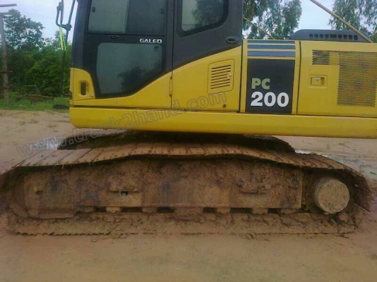 รถแบคโฮ KOMATSU PC200 รุ่น7 รถแบคโฮ KOMATSU PC200 รุ่น7