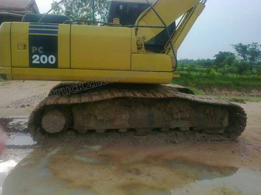 รถแบคโฮ KOMATSU PC200 รุ่น7 รถแบคโฮ KOMATSU PC200 รุ่น7