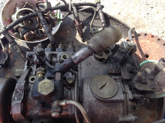 ปั้มโซล่า มิตซู 4D34 140แรง ปั้มโซล่า มิตซู 4D34 140แรง