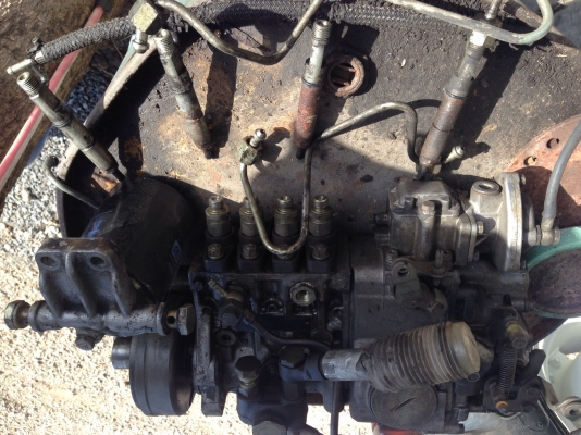 ปั้มโซล่า มิตซู 4D34  140แรง