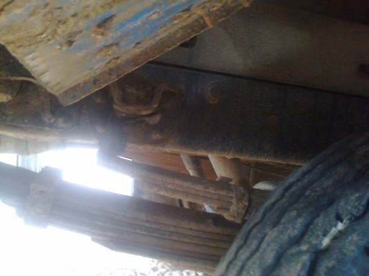 หกล้อ อีซูซุ TL85 ช่วงส้น มาพร้อมความเดิม ทะเบียนพร้อมโอน ราคา165000บ ต่อรองครับ