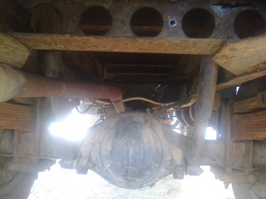 หกล้อ อีซูซุ TL85 ช่วงส้น มาพร้อมความเดิม ทะเบียนพร้อมโอน ราคา165000บ ต่อรองครับ