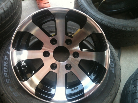 แม็ก enkei R15