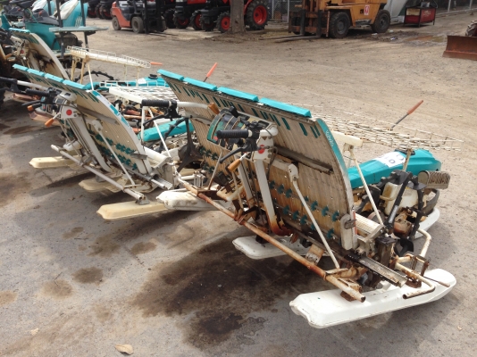 45,000 รถดำนาเดินตาม Kubota  4 แถว พร้อมใช้