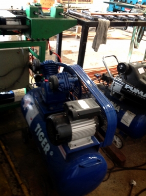 เครื่อง เครื่อง