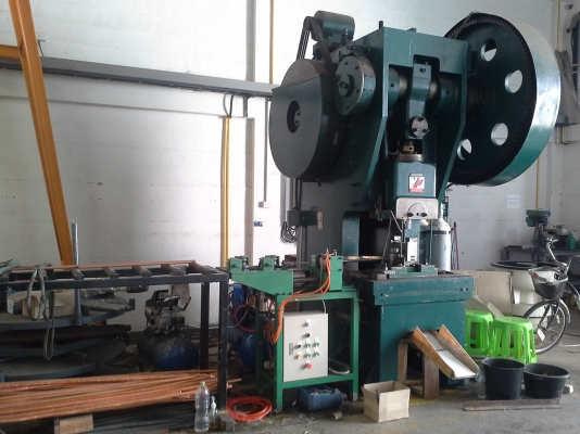 เครื่อง เครื่อง