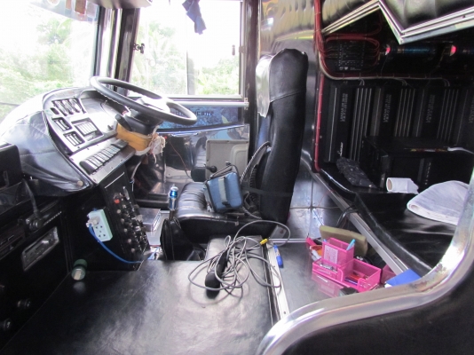 ขาย รถบัส 6ล้อ พร้อมใช้งาน ขาย รถบัส 6ล้อ พร้อมใช้งาน