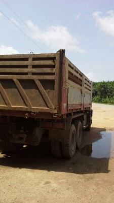 รถอีซูซุ 10 ล้อดั้ม 270 แรงม้า. ปี 44  ( ขายแม่ , ลูก )  สนใจติดต่อ  081 - 6079515