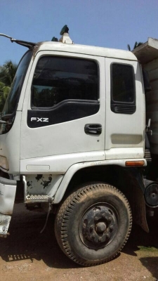 รถอีซูซุ 10 ล้อดั้ม 270 แรงม้า. ปี 44  ( ขายแม่ , ลูก )  สนใจติดต่อ  081 - 6079515