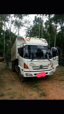 รถฮีโน่ 6 ล้อดั้ม 175 แรงม้า. ปี 54.  ( รถวิ่ง 77,xxx กม. )   สนใจติดต่อ 081 - 6079515