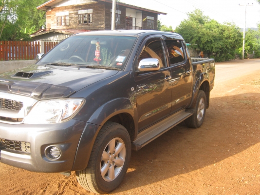 TOYOTA 4WD.4ประตู....ปี2008 เครื่อง2500 TOYOTA 4WD.4ประตู....ปี2008 เครื่อง2500
