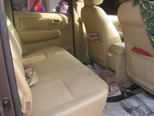 TOYOTA 4WD.4ประตู....ปี2008 เครื่อง2500 TOYOTA 4WD.4ประตู....ปี2008 เครื่อง2500