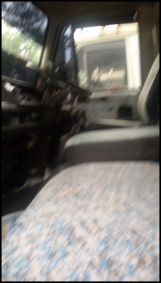 สิบล้อ UD CW430 กระบะท้องเรือดั้ม