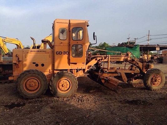 ขายรถเกรด KOMATSU GD30 สภาพพร้อมใช้งาน เอกสารสัญญาซื้อขาย ขายรถเกรด KOMATSU GD30 สภาพพร้อมใช้งาน เอกสารสัญญาซื้อขาย