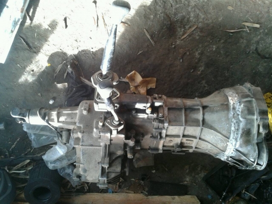 จองแล้วไม่มาเอาขอขายต่อครับ ขายเกียร์ 4 อีซูซุ ชนหัวหมู นิสสัน