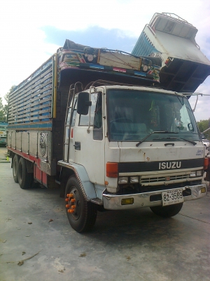 รถ10ล้อ1เพลาอีซุซุROCKYรถล่องสภาพดี