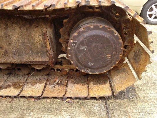 ขายรถแบ็คโฮ kobelco sk 220 mark 3 เล่มทะเบียน เครื่องน้ำเข้าติดไม่ได้