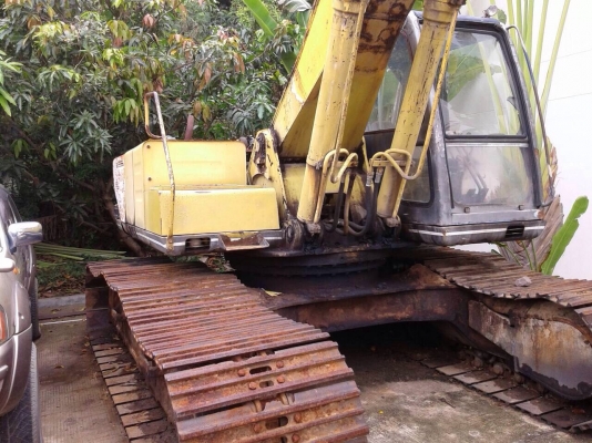 ขายรถแบ็คโฮ kobelco sk 220 mark 3 เล่มทะเบียน เครื่องน้ำเข้าติดไม่ได้