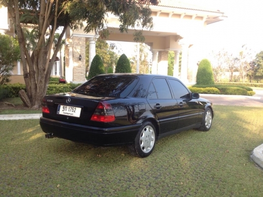 ขาย banz c220 ปี 96 ไม่เคยติดแก๊ซ เดิมเป็นรถฑูต พร้อมใช้ สวยๆเลย ขาย banz c220 ปี 96 ไม่เคยติดแก๊ซ เดิมเป็นรถฑูต พร้อมใช้ สวยๆเลย