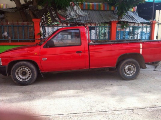 นิสสัน.บิ๊กเอ็มเบ็นซิล+LPG.ลงเล่มแล้ว.สภาพสวยพร้อมใช้..ราคา.69.000บ