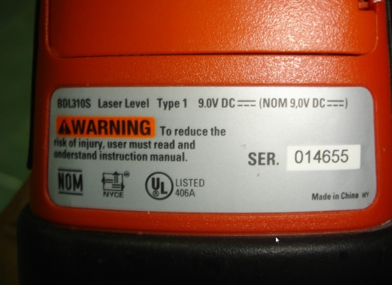 ขายเครื่องวางแนวทำระดับเลเซอร์ Black &amp; Decker BDL310S