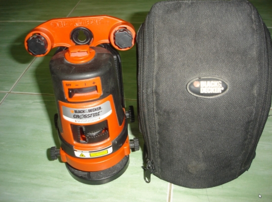 ขายเครื่องวางแนวทำระดับเลเซอร์ Black &amp; Decker BDL310S