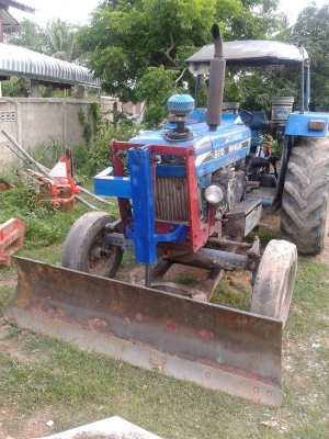 ขายรถไถ ฟอร์ด 6610 รุ่นสุดท้าย 350000