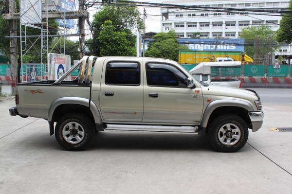ขาย Toyota Tiger Sport Cruiser 2.5E 4WD 289000 บาท ขาย Toyota Tiger Sport Cruiser 2.5E 4WD 289000 บาท