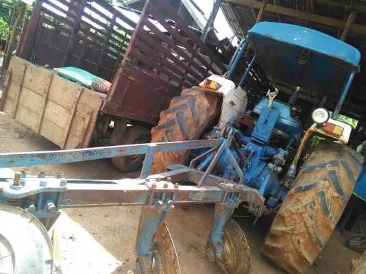 **365,000 บ.ต่อรอง**ขายรถไถเพลาเดียวยอดนิยม FORD 6600 T6 ตัวเต็ม เครื่องเดิมปั้มเดิม แน่นๆ แรงๆ ฟิิตมาใหม่ไม่นาน ปั้มดีแรงดี ไอดีกลม ระบบไฮฯครบ ยกไม่มียุบ ไม่แตก สีสันดี ยางดี4เส้น พร้อมอุปกรณ์ 3 ชิ้น ใบดัน หาง3 หาง 7 สภาพดี หาง7ใบมีแตกนิดหน่อย2ใบ รถใช้งา