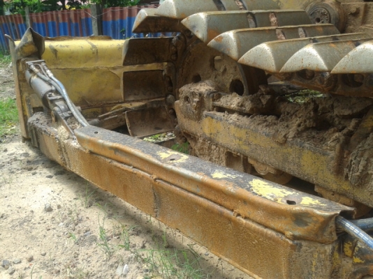 ขายแทร็กเตอร์ KOMATSU D20 สภาพพร้อมใช้งาน ราคาเบาๆครับ