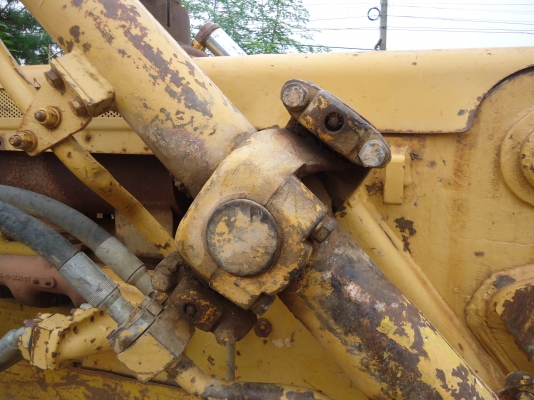 ขายด่วนรถแทรกเตอร์ตีนตะขาบKOMATSUD53-16สภาพดี