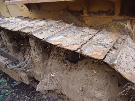 ขายด่วนรถแทรกเตอร์ตีนตะขาบKOMATSUD53-16สภาพดี