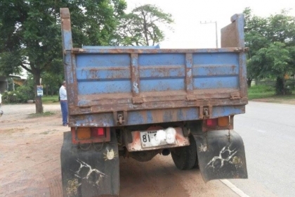 ***ขายแล้วครับขอบคุณ Truck2hand ขาย6ล้อดั้มดินสภาพสวย ISUZU ROCKY FRR 195 6HE1 เครื่องแรงๆ แน่นๆ ไม่เยิ้ม ไม่มีไอ เกียร์ไม่หลุดไม่หอน ช่วงล่างFหน้า-หลัง คัสซีสวยเดิม ไม่ปะไม่ดาม ไม่แตก กระบะดั้มเหล็ก5ตันยิงหน้า 3.60ม.สภาพสวยพื้นดีข้างสวยไม่มีผุ ดั้มไมมียก