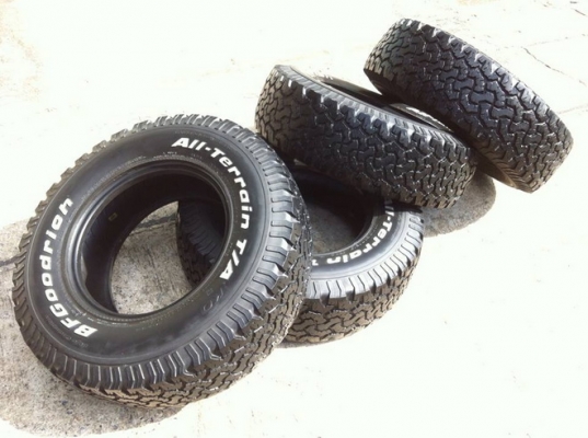 ขายยาง BF Goodrich All-terrain ขนาด 30 9.5 R15