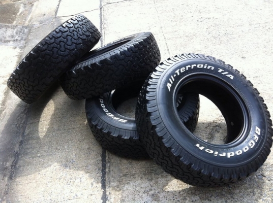 ขายยาง BF Goodrich All-terrain ขนาด 30 9.5 R15