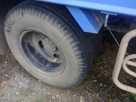 ขายหกล้อ NPR-120 HP พร้อมหลังคา ราคาเบาๆ