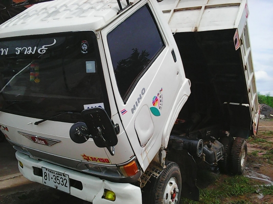 ขายหกล้อดั้มพ์ ฮีโน่ KM-777 ดั้ม 6 ตัน ช่วงล่างใหญ่ สภาพพร้อมใช้