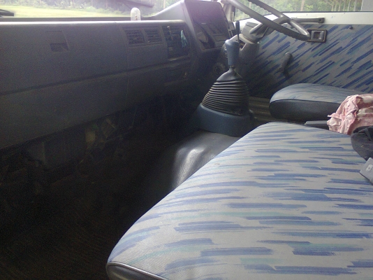 ขายหกล้อดั้มพ์ ฮีโน่ KM-777 ดั้ม 6 ตัน ช่วงล่างใหญ่ สภาพพร้อมใช้