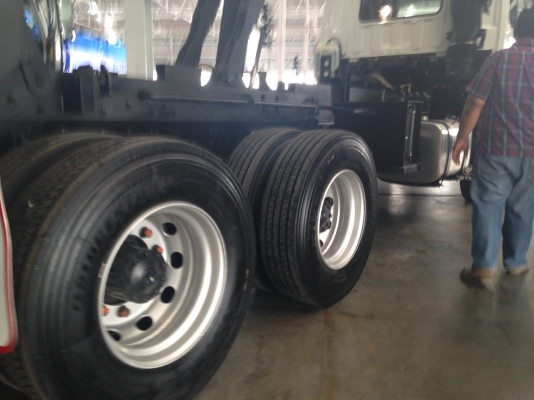 Hinoใหม่  10  ล้อ 260/344 /380 Hino Victor ใหม่ รับประถึง 5 ปี เงินดาวน์แบ่งได้ จัดรวมประกัน ใช้รถฟรี 90 วัน แล้วผ่อนครับ