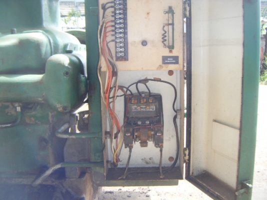 แท่นไสเซาะร่องลิ่ม