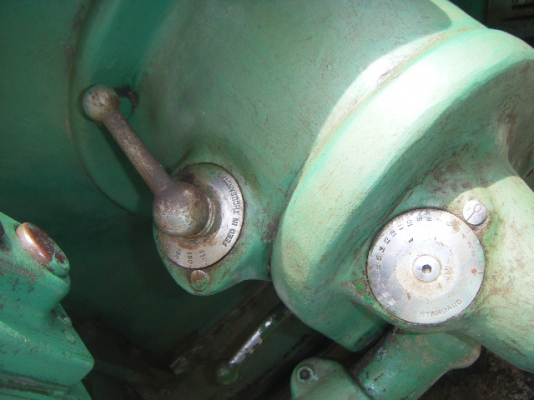 แท่นไสเซาะร่องลิ่ม