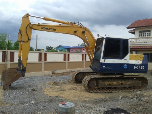 ขายแบคโฮkomatsu100-5 สภาพดีมากครับ