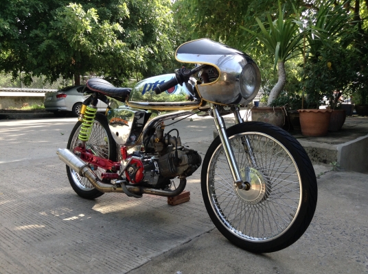 Suzuki A100 cafe' งานชุบทั้งคันมีเล่ม