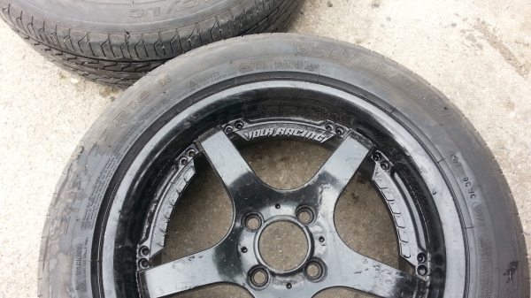 ขายล้อแม็กขอบ16พร้อมยาง 4รู100