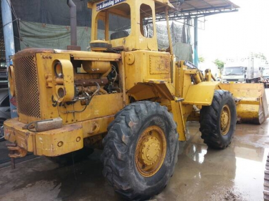 ต้องการขายรถตักCAT 920 ต้องการขายรถตักCAT 920