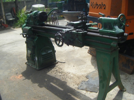 เครื่องกลึง